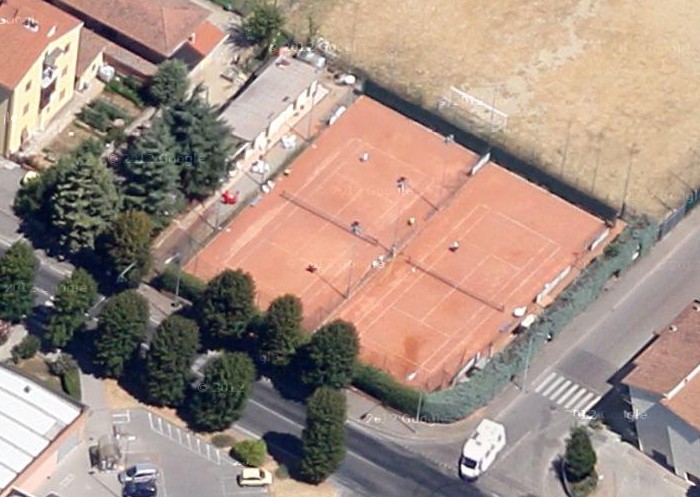 Vista dall' alto dei campi del Tennis Club Staggia